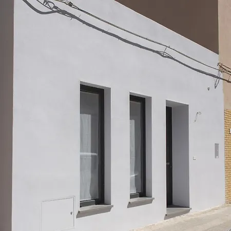 Giua' Apartment, Quiet Place Near The Center